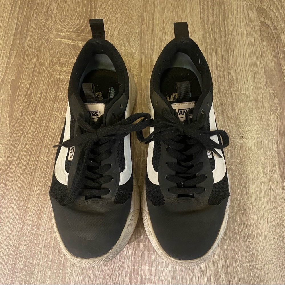Black and White Vans UltraRange Exo Shoes, Size 7